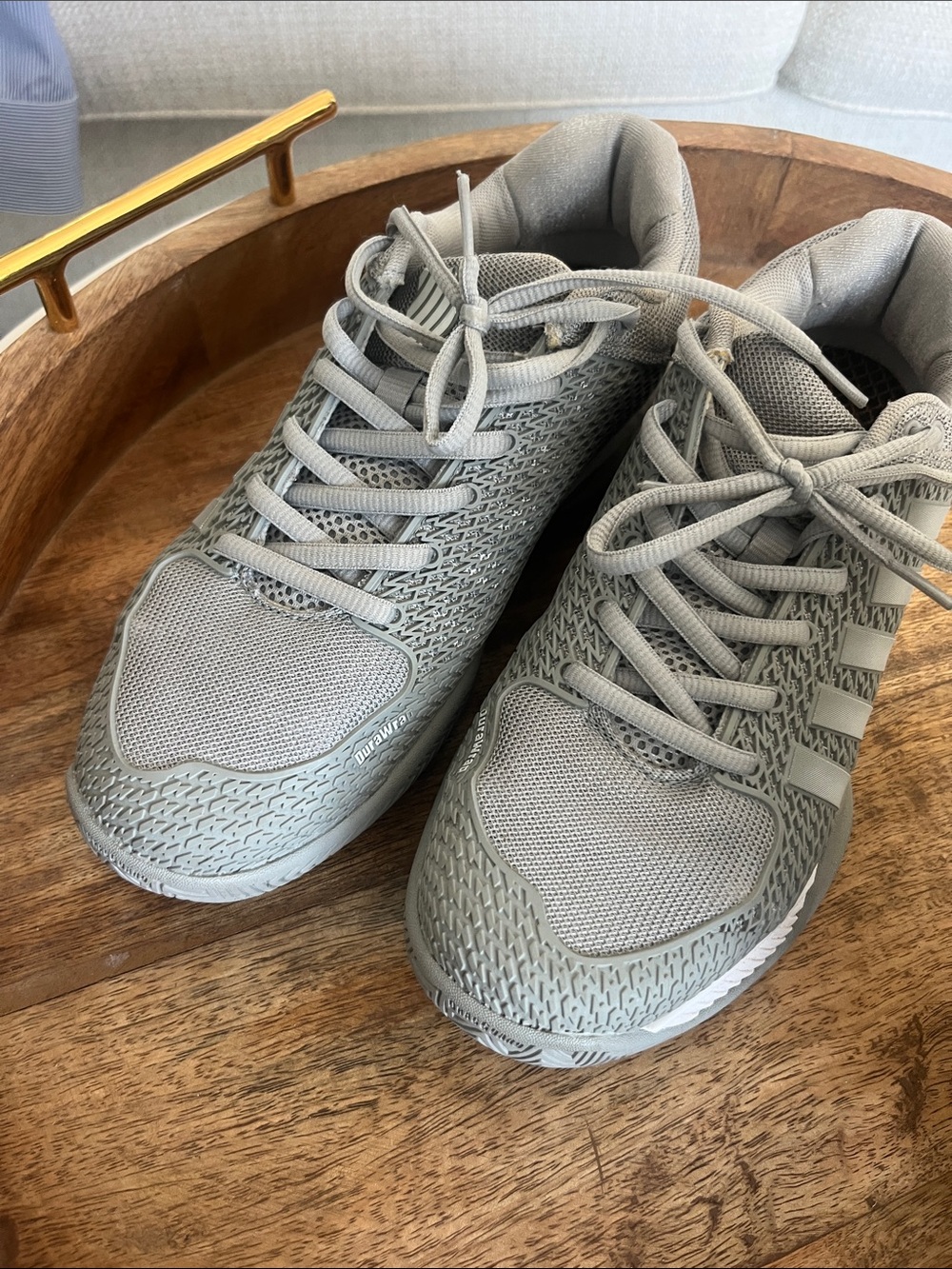K-Swiss Women's Light Gray Athletic Sneakers